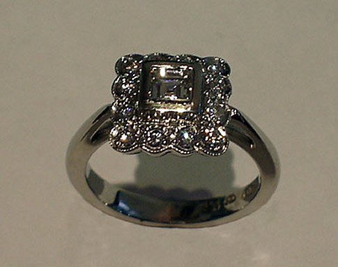 High Victorian Ring